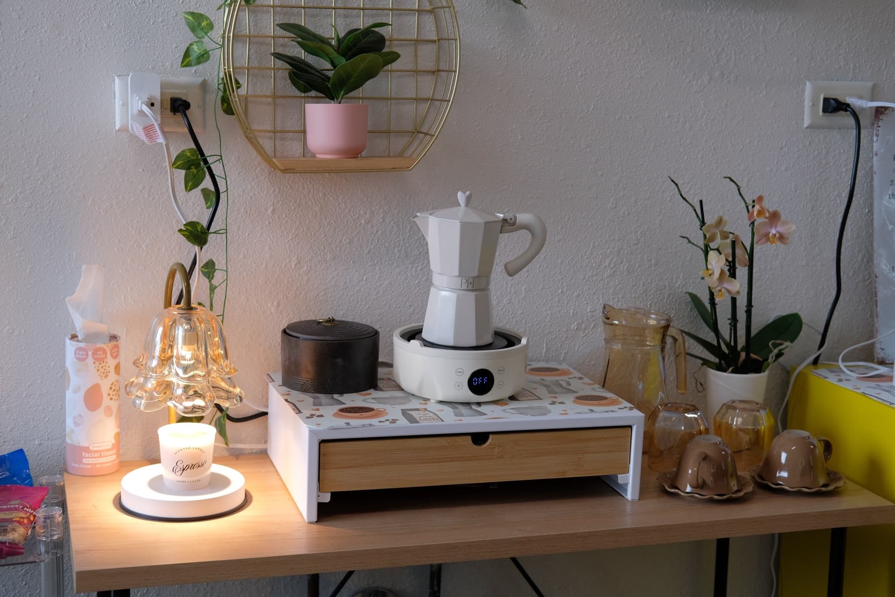 Guest coffee and refreshment bar at Cosmos Studio Titusville